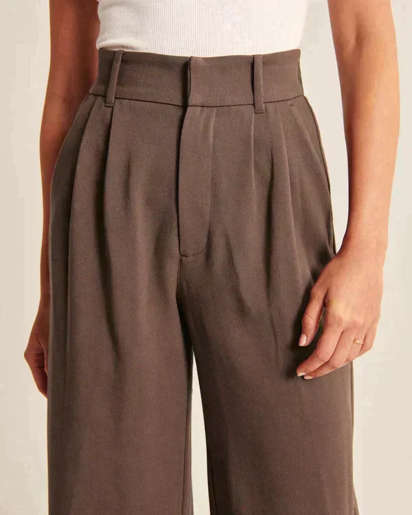 Elegant spring pants