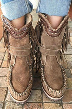 Suede moccasin boots with fringes