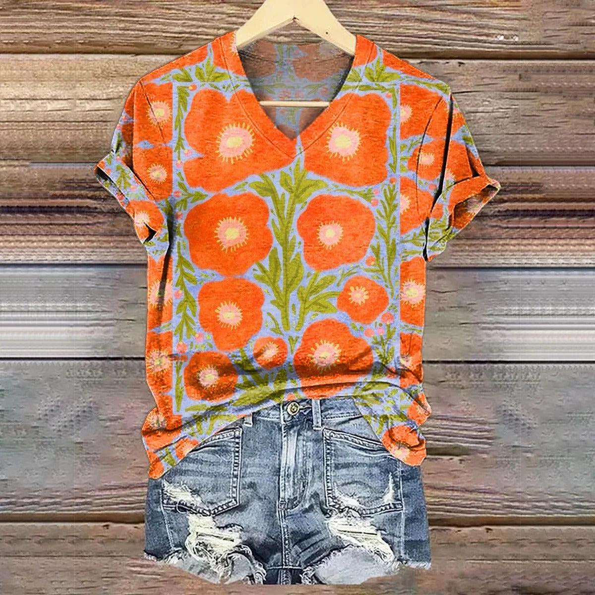 Women's Floral Art Print V-Neck T-Shirt