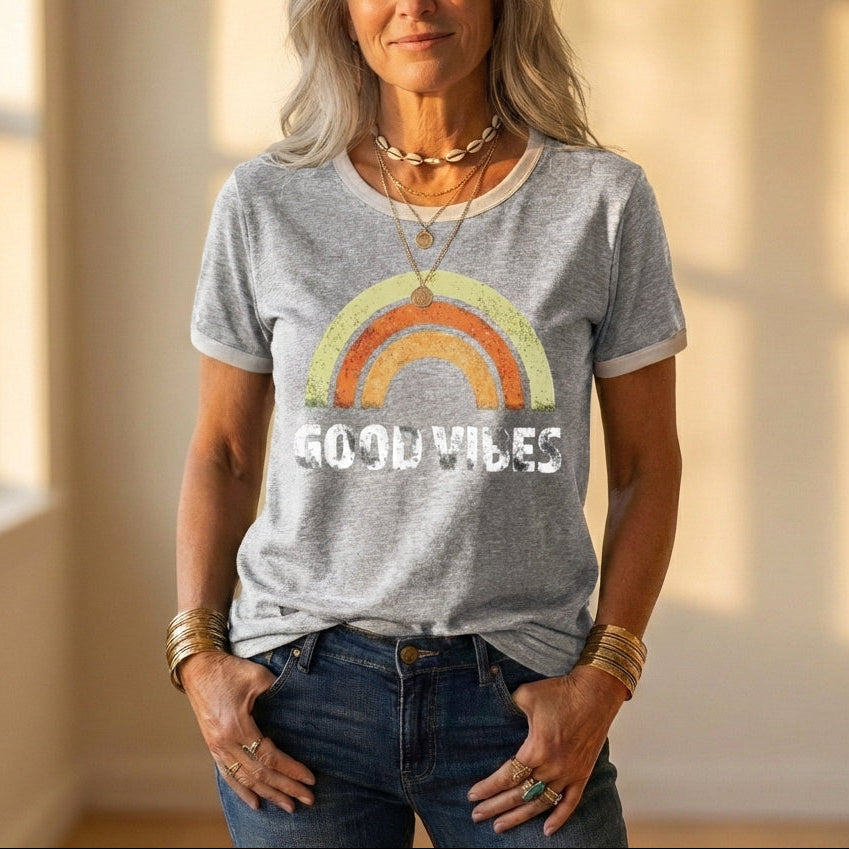 T-Shirt With Good Vibes Rainbow Graphic